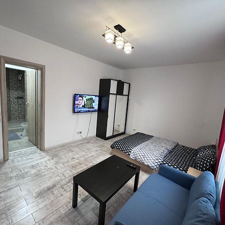 Cozy Studio 10 Min Away From Th Center Of The City Bukarest Exteriör bild