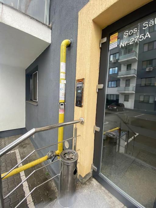 Cozy Studio 10 Min Away From Th Center Of The City Bukarest Exteriör bild